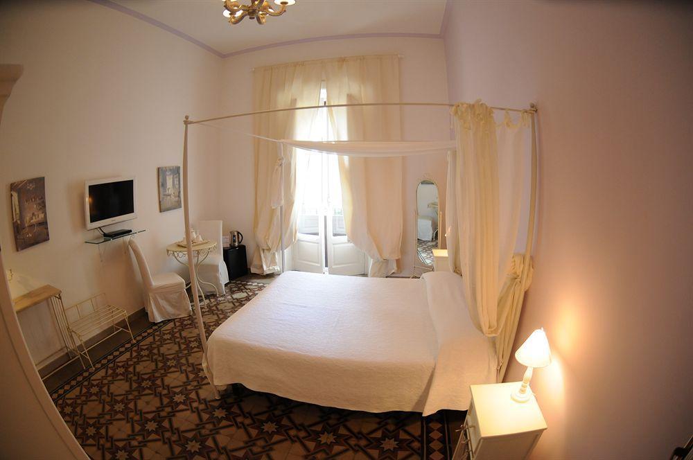 Casa Blanca Bed & Breakfast Reggio Calabria Exterior photo